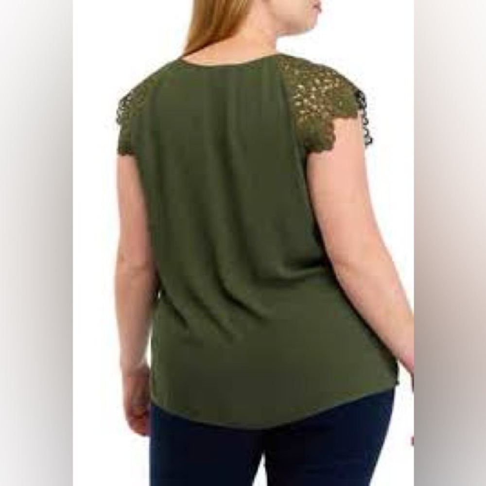 Black philosophy plus size blouse